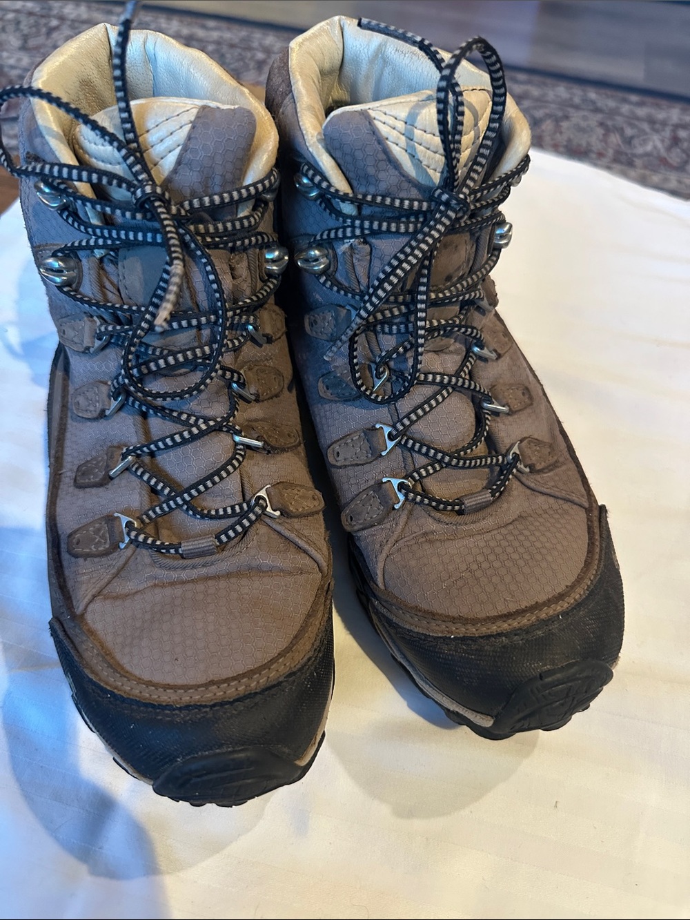 Oboz Women's Juniper Mid B-Dry Waterproof Hiking Boots Brown